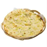 ガーリックナン garlic naan（NAMASTE ASIAN KITCHEN AND HALAL SHOP）