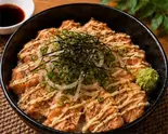 サーモン炙りマヨ丼(かずまゆ食堂)