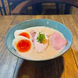 味玉脳好クリーミーラーメン醤油 (電子レンジ対応)（うまそうなラーメン屋）