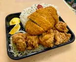 1キロメガ盛り唐揚げととんかつ弁当{ ご飯600g 唐揚げとトンカツ400g}（1キロメガ盛り唐揚げ弁当蒲田店）