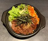 牛はらみ丼（厳選和牛焼肉希魅亭）