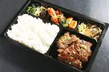 ミックス弁当 Beef Mix Bento Box（厳選和牛焼肉希魅亭）