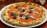 ニンニク香る焦がしベーコンのマリナーラ（ナポリピザBasil 上板橋店）
