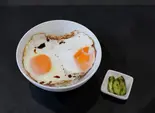 目玉焼丼（切磋琢磨）