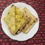 さつまいも チーズ ナン  sweet potato cheese nan（エベレスト・ロティー・カフェ）