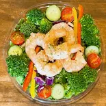 【当店の人気No.5】ガーリックシュリンプサラダボウル 【Popularity No.5】Garlic shrimp salad bowl(たっぷり野菜のサラダボウル)