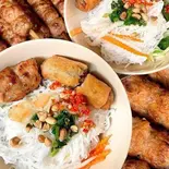 ブンー・揚げ春巻きミックス BÚN NEM RÁN（ベトナム料理チェーサイン2号レストラン）