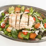 チキンシーザーサラダ Chicken Caesar salad（スパイスHUB 市ヶ谷）
