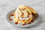 スフレパンケーキサンド(キャラメルバナナ) Caramel Banana(しっとりパンケーキ 恋するスフレ 天神店)