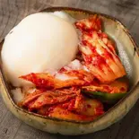 自家製温玉韓国キムチ homemade korean kimchi with poached egg（韓国冷麺専門店良家）
