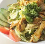 タンドリーチキンサラダ/Tandoori chicken salad（The Pakuu Indian restaurant）