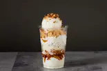 メープルアーモンドミルクアイスパフェ(300ml)Maple Almond Milk Ice Parfait（パフェBar「YORUYORU」 南6条西）