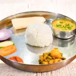 ベジカナセットVeg Khana Set（8PEAKS）