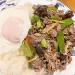 パッピカオ お肉と生姜の炒めご飯 (タイのチンジャーロース)（タイレストランリナ）