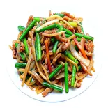 豚肉とニンニクの芽炒め（中華料理美山飯店）