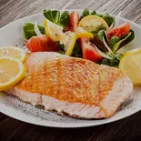 fried fish tomatoe salad（BiasKing）