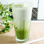 アイス抹茶ラテ Iced Matcha Latte（カフェ ノエシス）