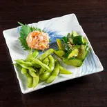 おつまみ小鉢3種盛り(枝豆・ピリ辛きゅう り・梅水晶)（楽笑 北浦和駅西口店）