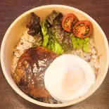 ロコモコ丼お茶つき（おばんざいや早乙女 銀座本店）