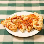 チキンチーズナン Chicken Cheese Naan（インド料理レストランSURAJ長居店）