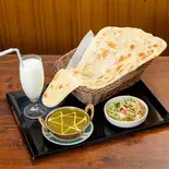 ほうれん草チキンセット(Sag Chiken set)（インドネパール料理 SASA KITCHEN）