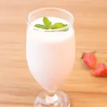 ストロベリーラッシー Strawberry Lassi(カレーハウス北野)