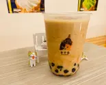 ブラックタピオカほうじ茶ミルクティー L（茶千歳杉田店）