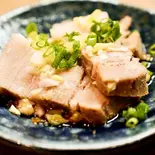 【人気急上昇】煮豚ネギポン酢（とろ〜り豚汁めし 八百食堂）