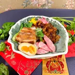 1. 台湾 ルーロー飯 スペシャル【ちょっと贅沢!】台湾鉄路弁当(アジアの小さな食卓 祐祐 chelin.1688)
