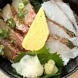 マダイ丼（平戸こんね駒込店(■他業者(デリバリー)をご利用下さい■)）