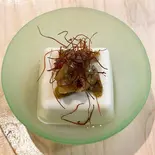 ザーサイ奴（芍薬にカナリア）