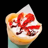 ストロベリーチョコ生クリーム（クレープハウスTUKURU 一ツ橋店）