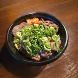 特製ねぎ塩だれ「牛タン丼」（焼肉 ゆめや）