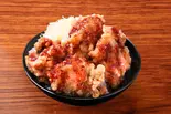 よだれ鶏唐揚げ丼Mouth-watering Japanese fried chicken over rice（情熱のすためしどんどん 大宮東口店）