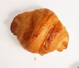 塩バタークロワッサン（オイシイパンヤ）