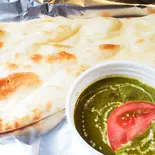 ほうれん草とチキンカレーセット Spinach and Chicken Curry Set（エバーグリーン アジアンレストラン）