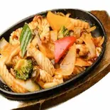 イカの四川風鉄板焼き（中華料理 華景園）
