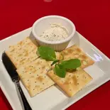 アンチョビチーズ・クラッカー添え Anchovies Cheese with Crackers（Dining＆Bar PRIMAVERA）