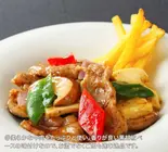 黑椒牛肉(牛肉薄切りの黒胡椒炒め)（北京ダック専門店 北京烤鴨店 上野店）