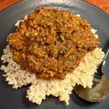 【大盛り黒烏龍茶セット】お酒で煮込んだカレーライス(喫茶&BAR とのっず)
