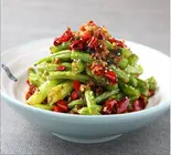 干扁四季豆 インゲンのピリ辛炒め（ビャンビャン麺 朋友）