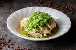 青山椒香るよだれ鶏（本格四川料理 麻辣時代 本八幡店）
