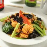 キクラゲと豚肉玉子炒め Wood Ear Mushroom, Pork and Egg Stir-Fry(中華 芳園)