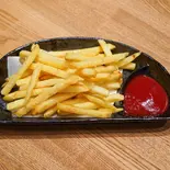 ポテトフライ（釜焼鳥本舗おやひなや梅田阪急東通り店）