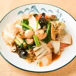 五目あんかけ焼きそば Mixed Yakisoba with Starchy Sauce（餃子酒場 豊葉 千葉本店）