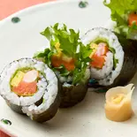 サーモンと海老のサラダ巻（和食鍋処 すし半 大正店）