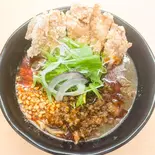 デカ肉汁なし担々麺（ユーマートゆしま店）