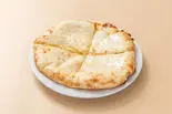 ハニーチーズナン Honey cheese naan（ディプパレス 博多本店）