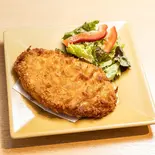 わらじメンチ（味彩おんの字）