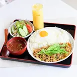 ガパオライスセット Gapao Rice Set(アジアンダイニングトルシー上末吉店)